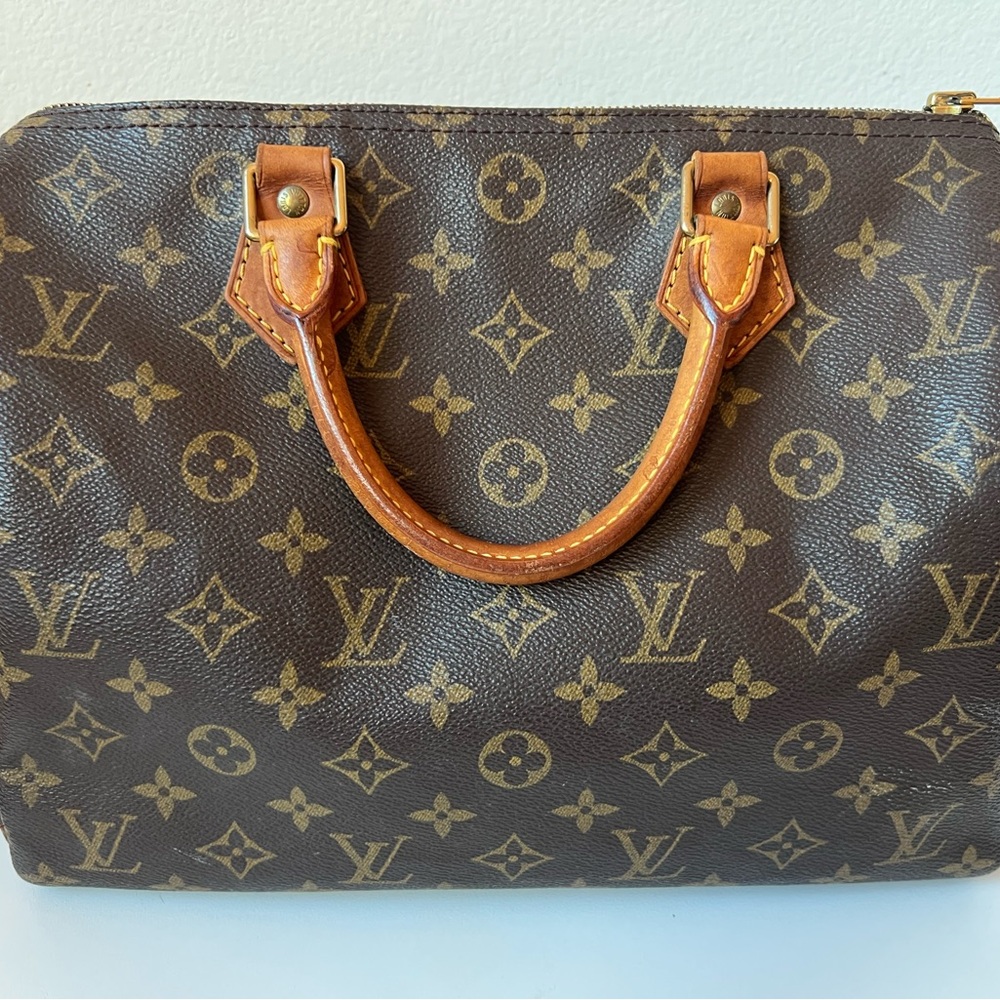 Authentic Vintage Louis Vuitton Speedy 30